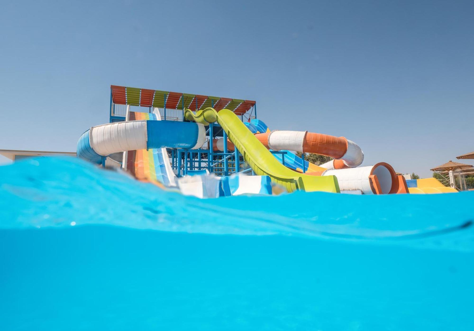 Hurghada Long Beach Resort Esterno foto Aqua Park