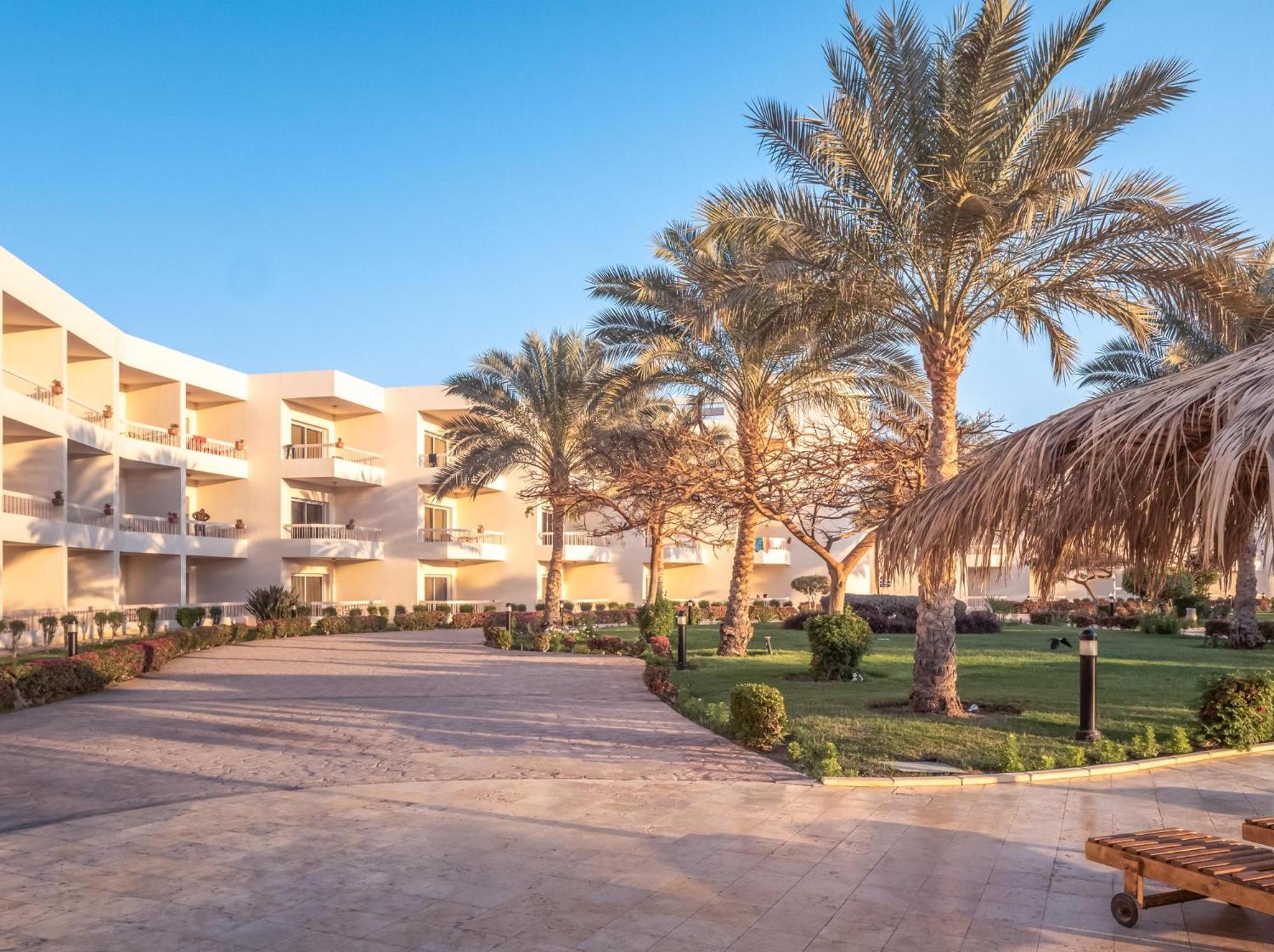 Hurghada Long Beach Resort Esterno foto Hilton Sharm El Sheikh